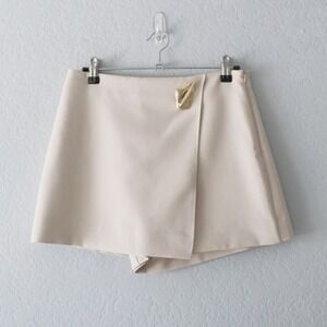 Zara Women Size S Ivory High Waisted Skort w/ Gold Hardware Detail 1971/240/779